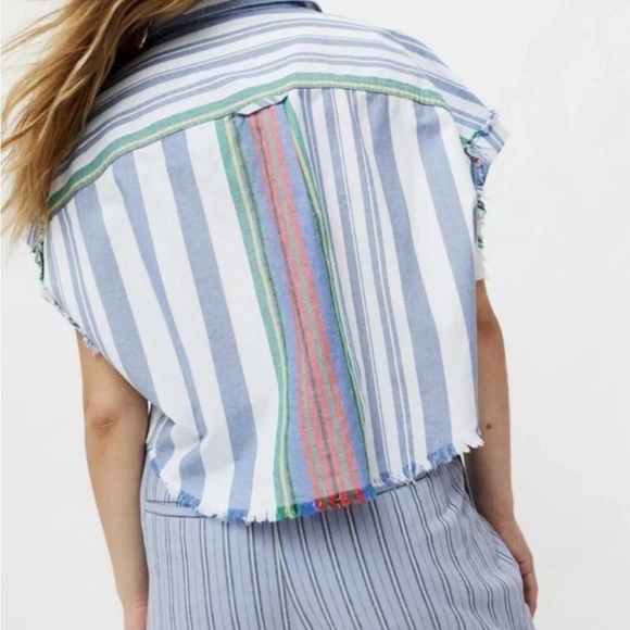 BDG Women's  Multicolor Striped Cropped Button Down Shirt Size Medium - Picture 3 of 7